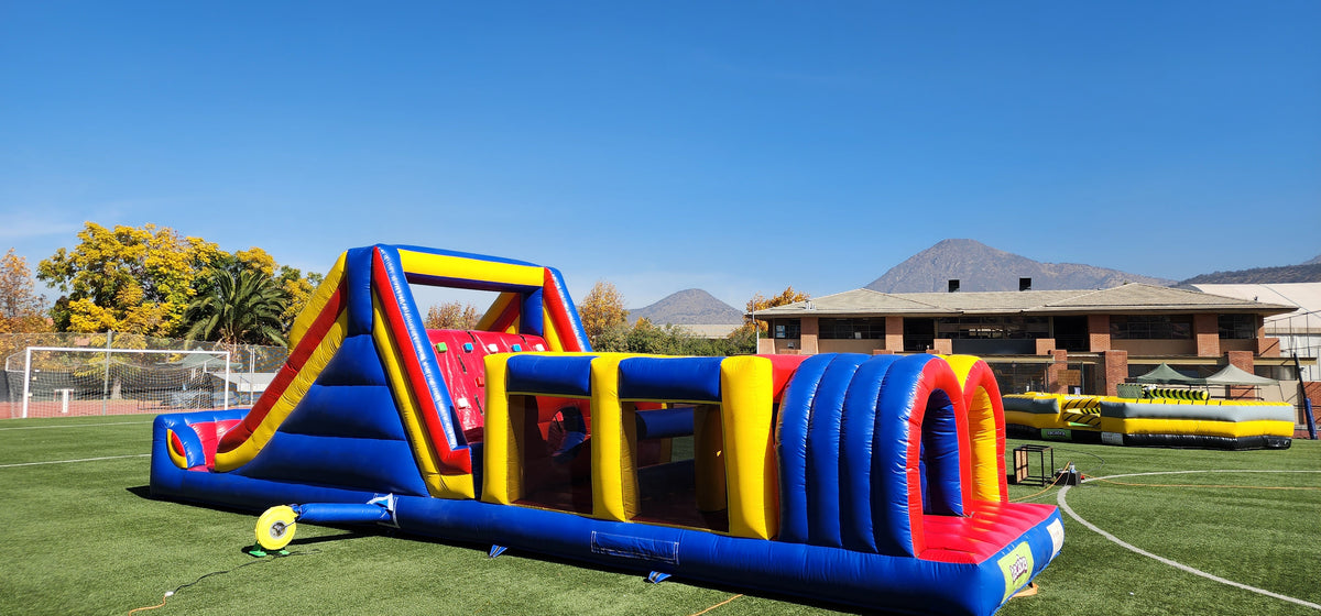 Arriendo inflable Obstáculos Doble Portal en Santiago